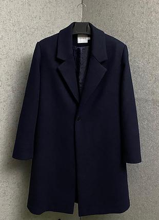 Чоловіче синє пальто від бренду topman