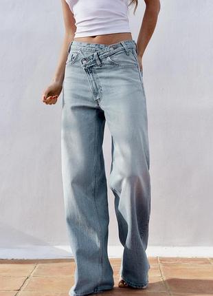Трендові прямі джинси zara z1975 straight full length з запахом і високою посадкою