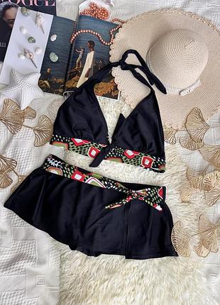 Роздільний жіночий купальник зі спідничкою