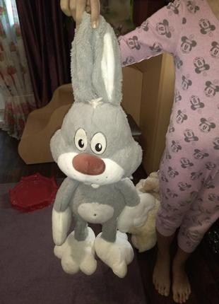 Продам фірмового зайчика. як новий 200 грн.