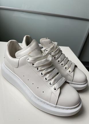 Alexander mcqueen