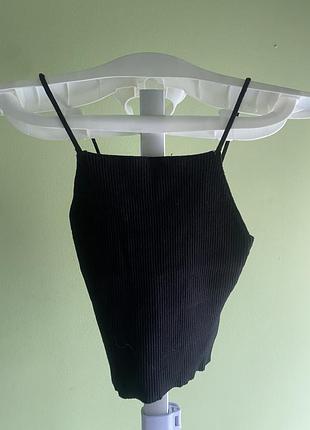 Топ укорочений дуже приємний