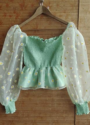 Топ з пишними рукавами