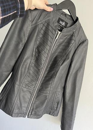 Куртка кожанка