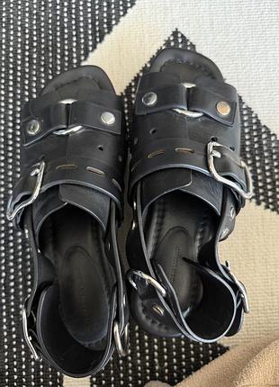 Шкіряні чорні босоніжки жіночі alexander wang