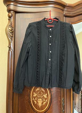 Чорна  сорочка з мереживом