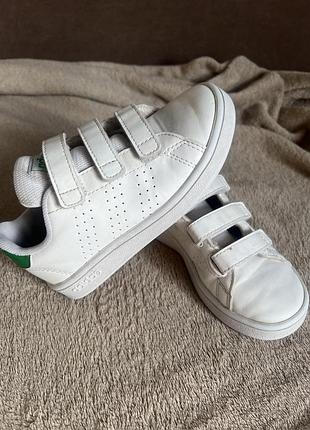 Кросівки adidas 17,5см устілка, 28 розмір