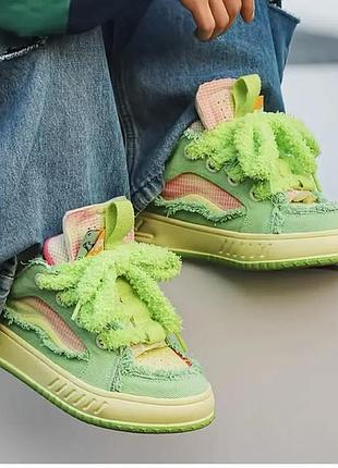 Кроссовки 3 цвета