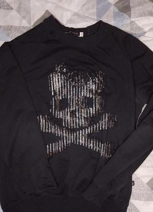Кофтинка чорна з черепом
