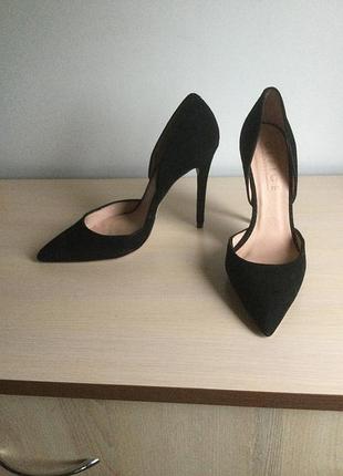 Office, нові брендові замшеві модельні туфлі на випускний, урочисту подію.