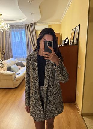 Костюм зі спідницею reserved