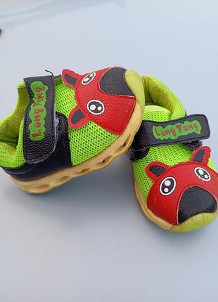 Дитячі кросівки для хлопчика