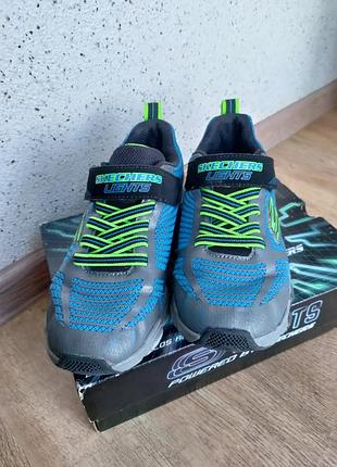 Кросівки 35 розмір skeches