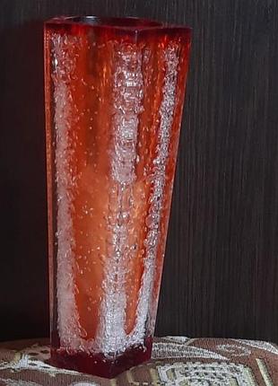 Оригінальна старовинна ваза .