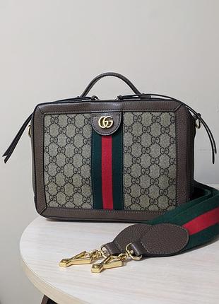 Сумка gucci baskets denetra rhyton en cuir synthetique