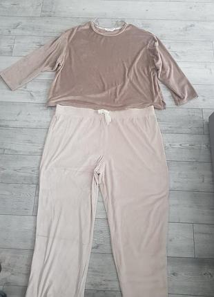 Дуже якісна мягенька комбінована піжама