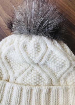 Зимняя шапка с помпоном натуральным5 фото