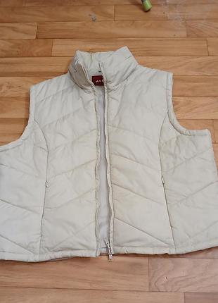 Коротка жилетка