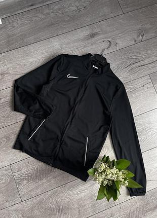Олімпійка від nike