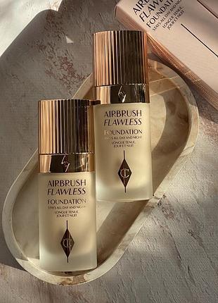 Тональний крем charlotte tilbury airbrush flawless foundation 2n