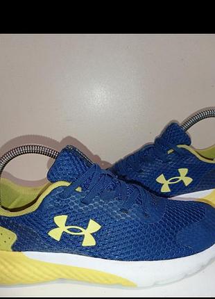 Брендові супер легкі кросівки under armour.