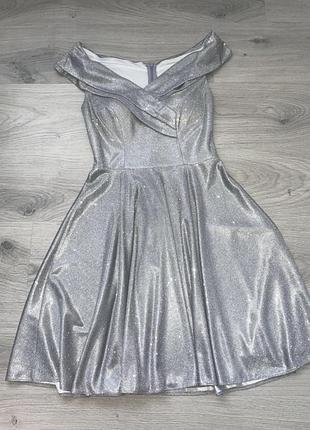 Коротка сукня