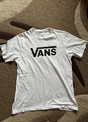 Футболка біла