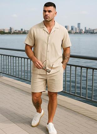 Легкий літній лляний костюм вільного крою сорочка і шорти