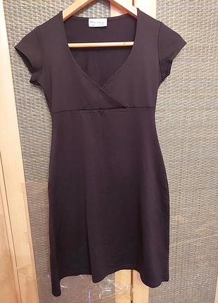 Маленькое черное платье