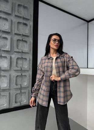 Жіноча фланелева оверсайз бежева сорочка в клітинку 3в1 рукава відстібаються