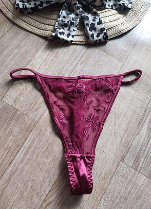 Соблазнительные кружевные трусики la senza