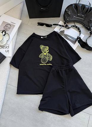 Женский костюм летний футболка с мишкой свободного кроя оверсайз и шорты черный серый