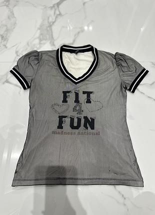 Жіноча футболка