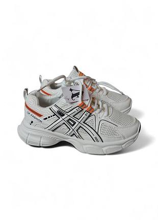 Кросівки спортивні легенькі