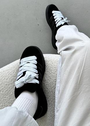 Кросівки Чоловіча куртка adidas h42041