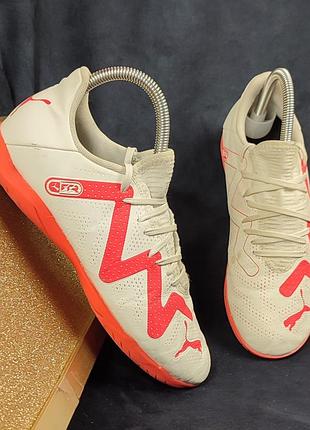(75) puma future play it. жіночі кросівки, футзалки. розмір 38,5 устілки 24,5 см.