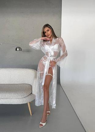 Жіночий халат з мережива дуже приємна гарна тканина стильно сидить на тілі легкий матеріал
