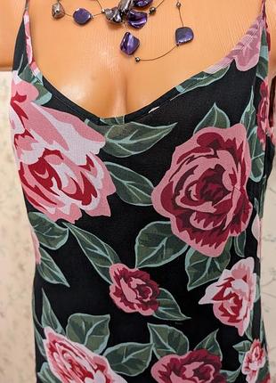 Платье из нежного шелка