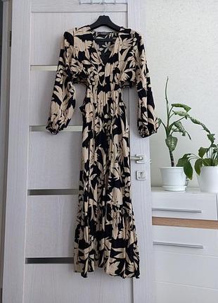 Платье на 18