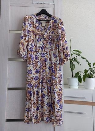 Платье на 22