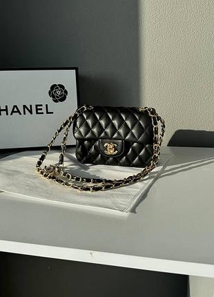 Женская сумка в стиле люкс