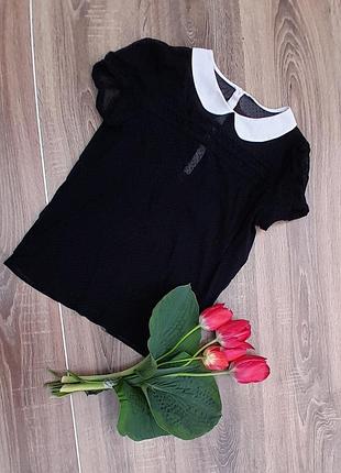 Вінтажна блуза жіноча  з оригінальним комірцем