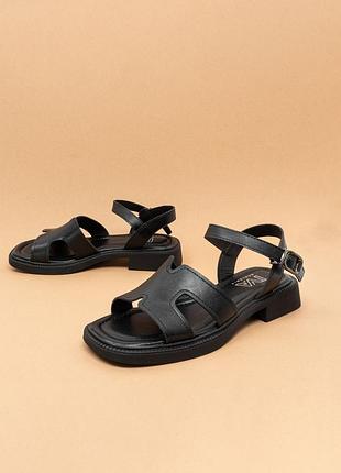 Летние кожаные женские босоножки сандалии черные 36-39 женккиэ босоножки кожа iva