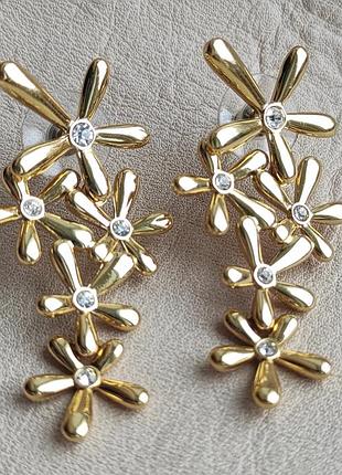 Пара сережек mary kay, серьги цветы.