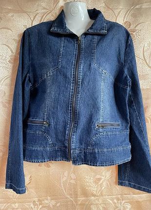 Куртка жіноча джинсова  , синя, пог-54, поб-55, довжина-56, на змійці