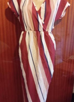 Платье миди на запах xs