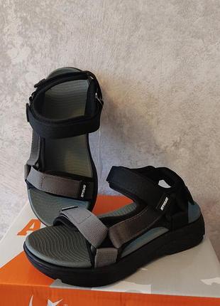 Босоножки для мальчика