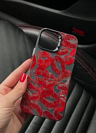 Чохол з поцілунками на айфон