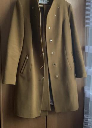 Пальто tiara 52 розмір