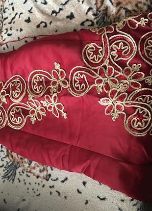 Випускна сукня